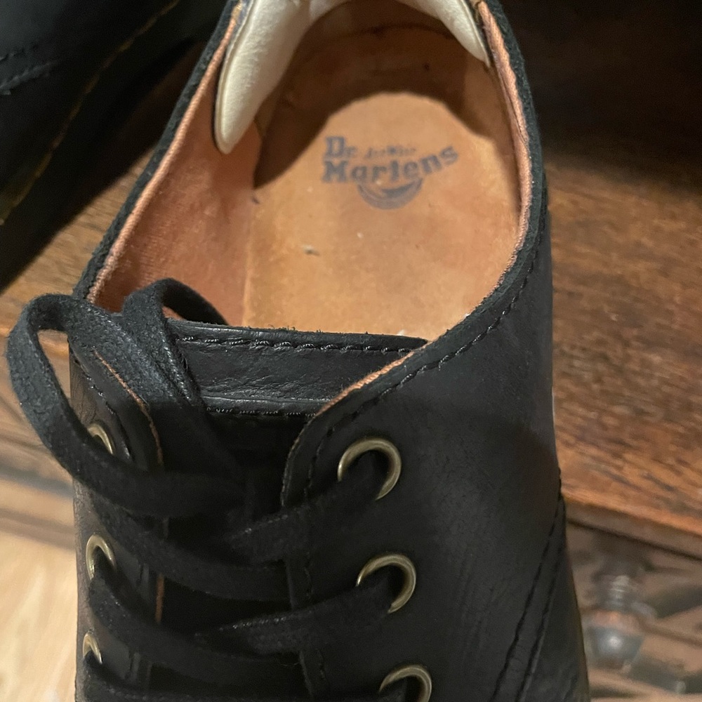 Dr Martens black shoes - Picture 2 of 7